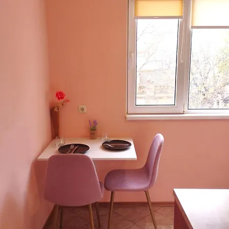 Διαμέρισμα Sunny For 4 Guests 2 Minutes From High Street