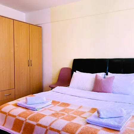 Διαμέρισμα Sunny For 4 Guests 2 Minutes From High Street *